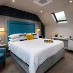 Holiday home Entire House Comprising 4