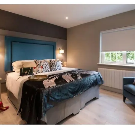 Holiday home Central Entire House Comprising 4 Killarney