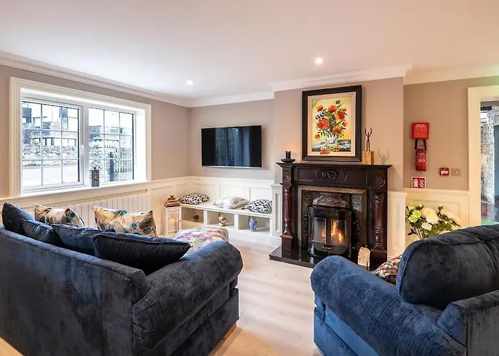 بيت للعطل Entire House Comprising 4 كيلارني